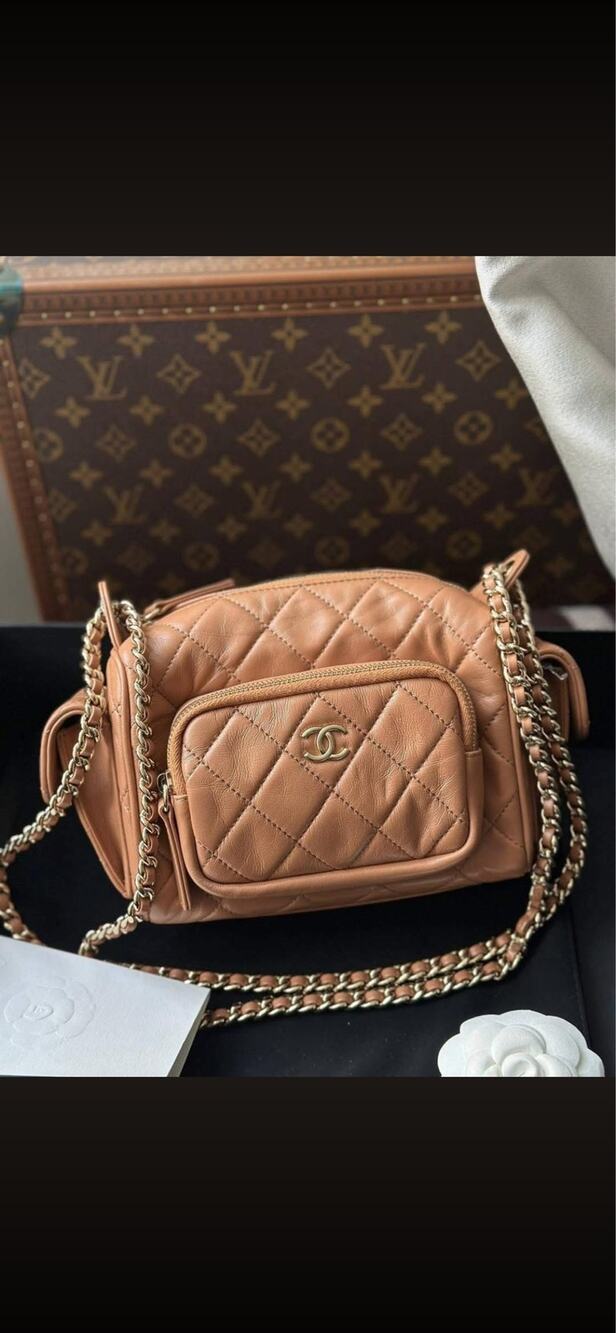 🌸 $7900 CHANEL 24K Small Multi-Pocket Camera Bag Caramel Full Set 🌸 (K3226AS)
